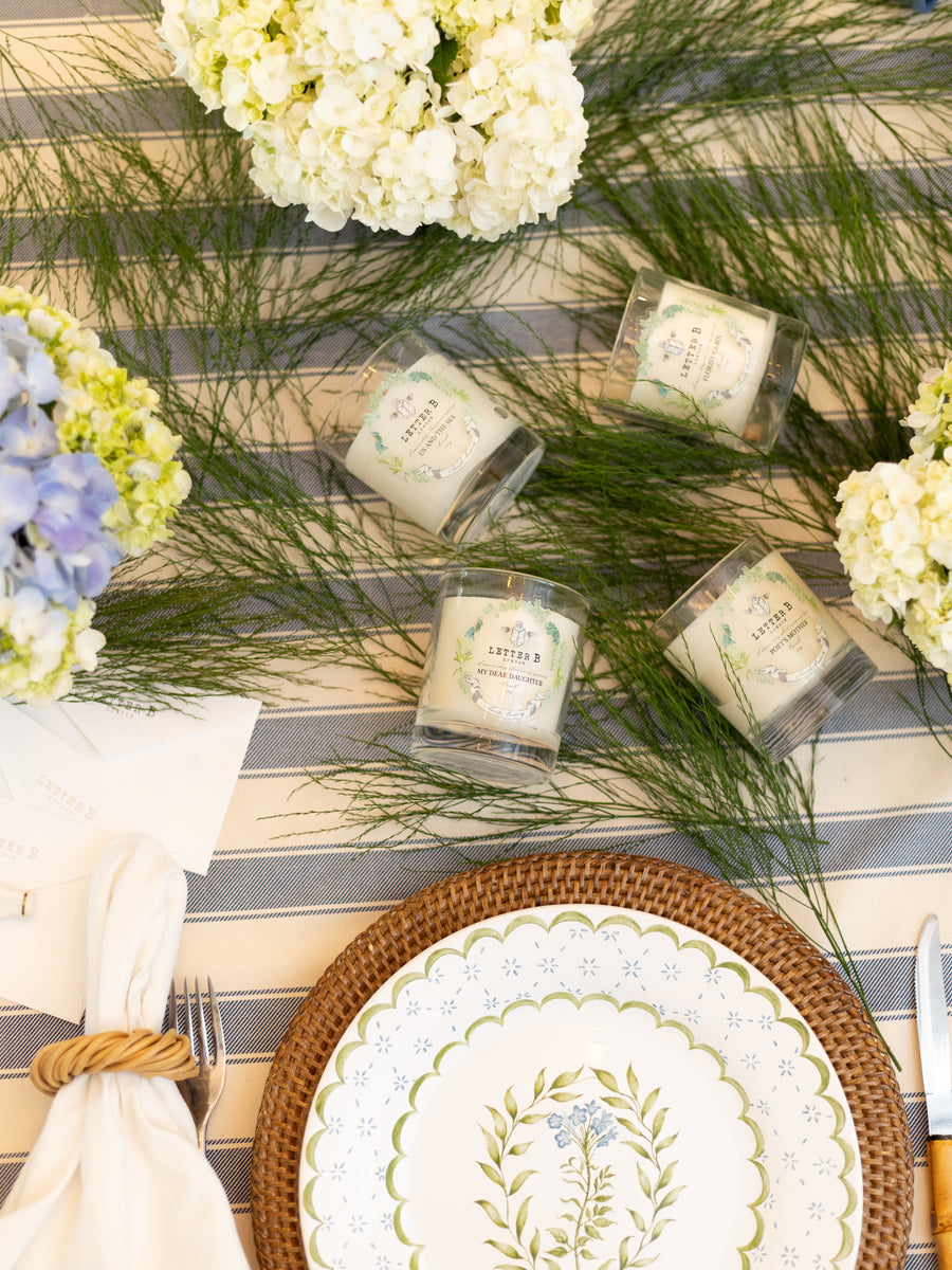 Florist Cabin Candle